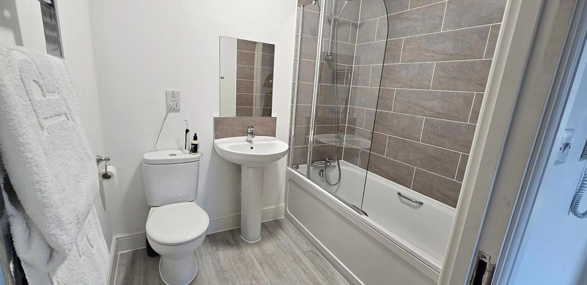 Spacious, Bright Apartment Cardiff Wielka Brytania